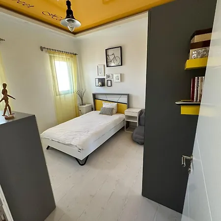 Luxury Penthouse Apartment Trikomo